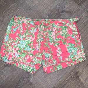 Lilly Pulitzer 4 inch inseam shorts